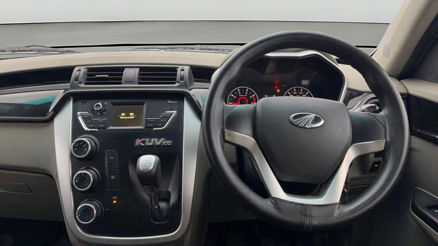 2016 Mahindra Kuv100 K6 D 6 STR, Diesel, Manual, 68,044 km, Steering Wheel Close Up