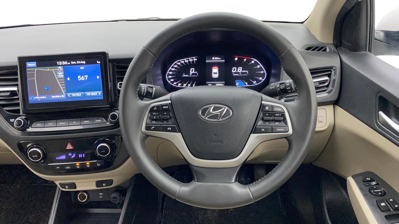 2022 Hyundai Verna SX (O)1.5 MPi, Petrol, Manual, 28,878 km, Steering Wheel Close Up