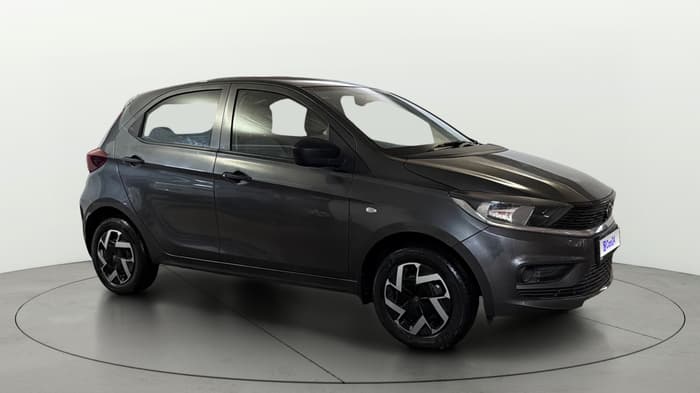 2025 Tata Tiago XM PETROL, Petrol, Manual, 2,308 km, Right Front Diagonal