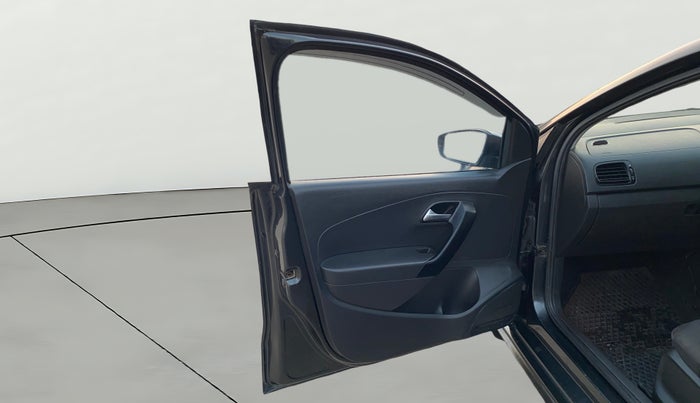 2020 Volkswagen Polo COMFORTLINE 1.0L TSI, Petrol, Manual, 70,362 km, LHS Front Door