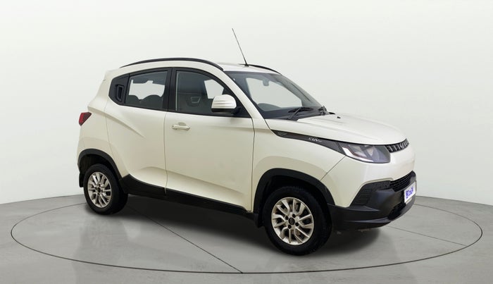 2017 Mahindra Kuv100 K6 PLUS 6 STR, Petrol, Manual, 1,23,281 km, Right Front Diagonal