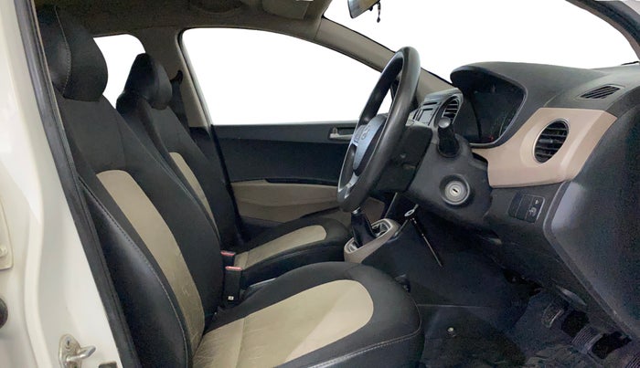 2015 Hyundai Grand i10 SPORTZ 1.2 KAPPA VTVT, Petrol, Manual, 61,620 km, Right Side Front Door Cabin