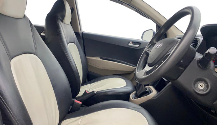 2017 Hyundai Xcent SX 1.2, Petrol, Manual, 79,971 km, Right Side Front Door Cabin