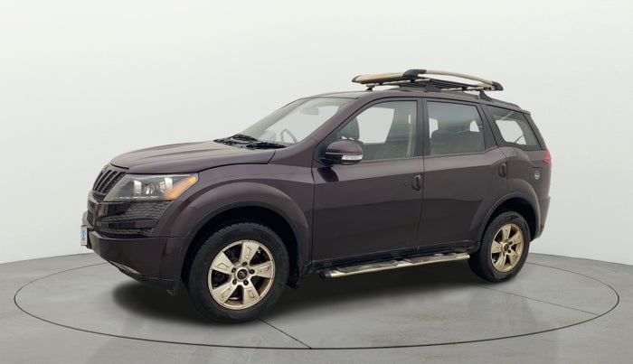 2014 Mahindra XUV500 W8, Diesel, Manual, 83,252 km, Left Front Diagonal