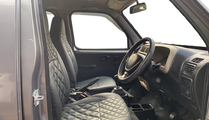 2020 Maruti Eeco 5 STR WITH A/C+HTR, Petrol, Manual, 65,614 km, Right Side Front Door Cabin