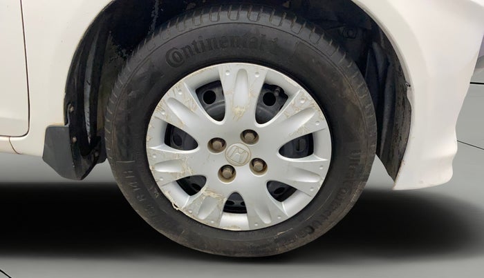 2013 Honda Brio S MT, Petrol, Manual, 79,070 km, Right Front Wheel