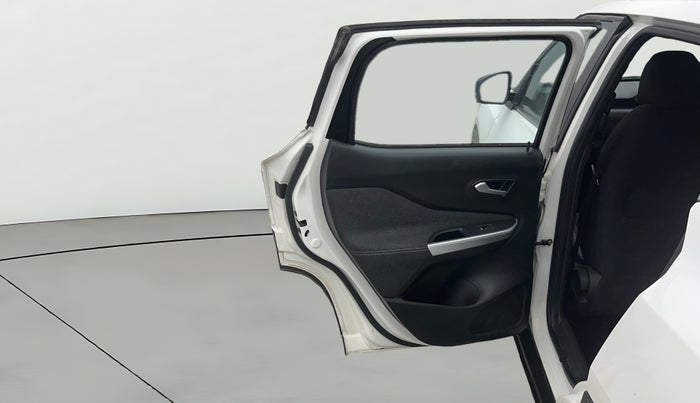 2023 Nissan MAGNITE XV PREMIUM TURBO CVT, Petrol, Automatic, 16,371 km, LHS Rear Door