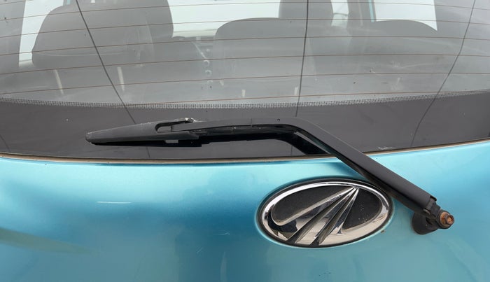 2015 Mahindra Kuv100 K8 5 STR, Petrol, Manual, 37,128 km, Rear Wiper