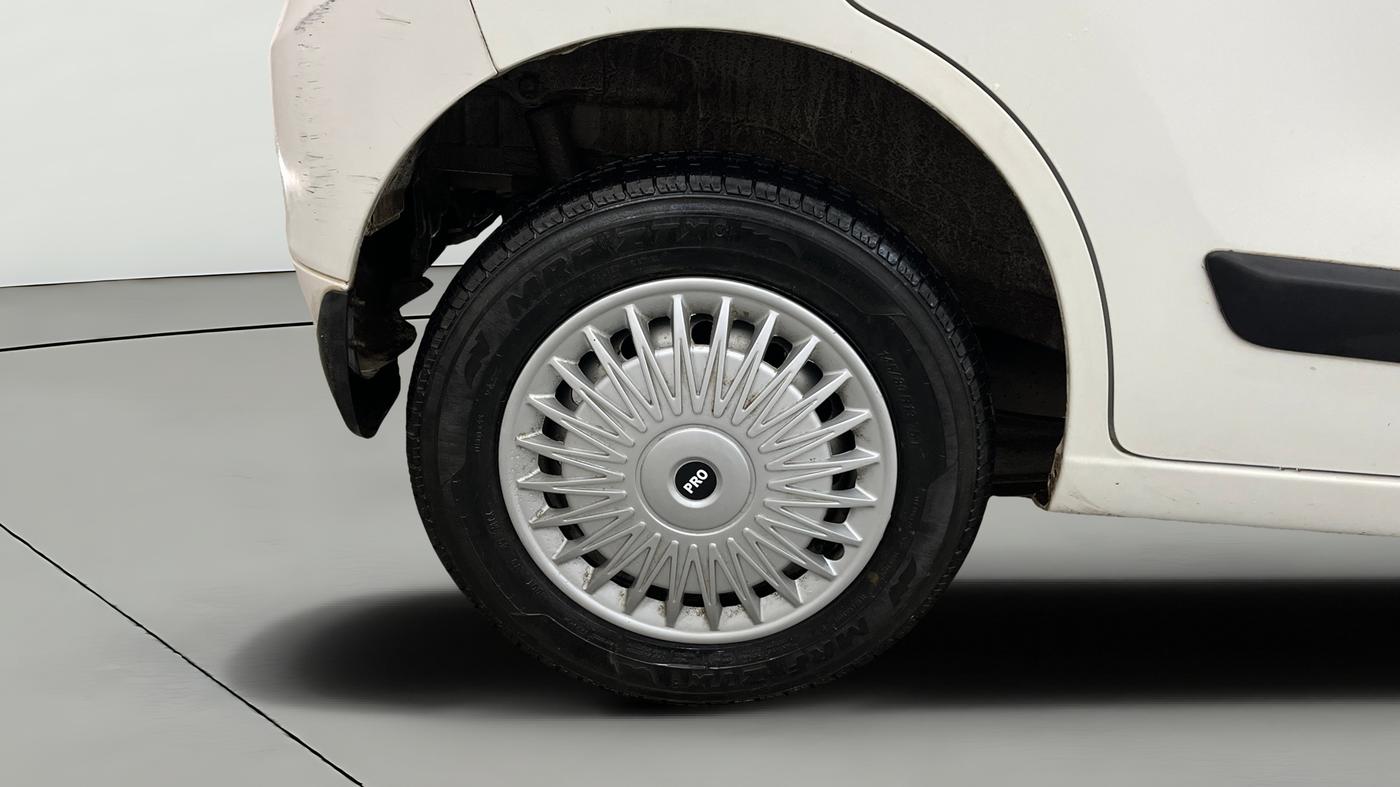 2017 Maruti Wagon R 1.0 LXI, Petrol, Manual, 33,179 km, Right Rear Wheel