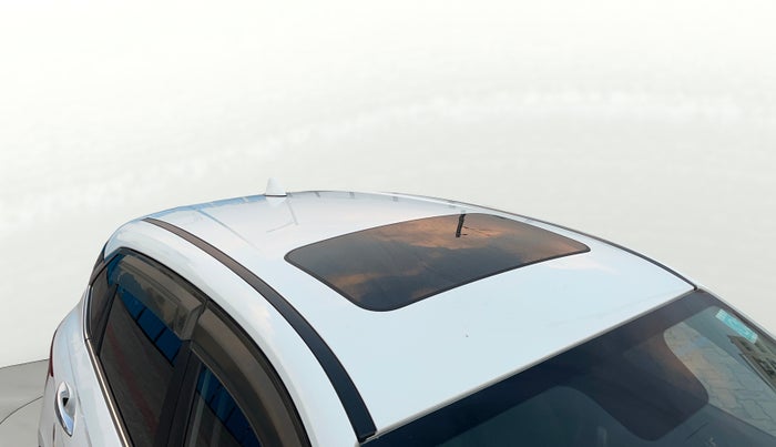 2023 Hyundai NEW I20 ASTA (O) 1.2 MT, Petrol, Manual, 19,450 km, Roof