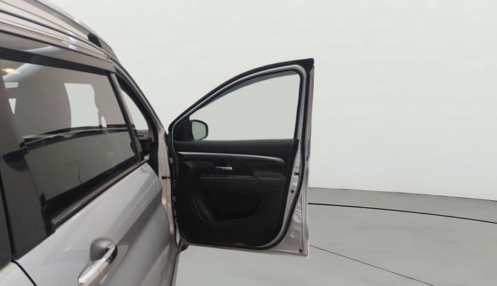 2022 Maruti XL6 ALPHA AT, Petrol, Automatic, 27,960 km, RHS Front Door