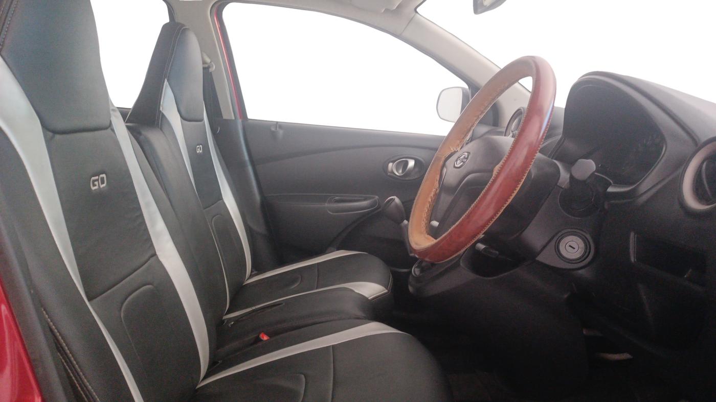 2018 Datsun Go T, Petrol, Manual, 32,458 km, Right Side Front Door Cabin