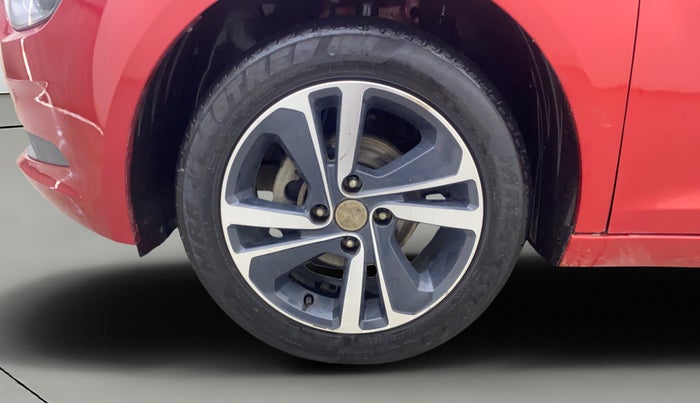 2023 Tata ALTROZ XZA PLUS, Petrol, Automatic, 30,753 km, Left Front Wheel