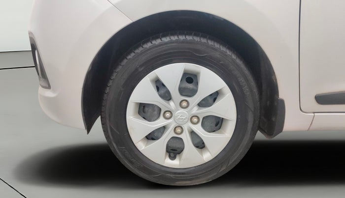 2015 Hyundai Xcent S 1.2, Petrol, Manual, 25,456 km, Left Front Wheel