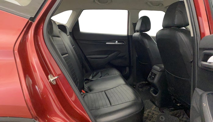 2020 KIA SELTOS HTK 1.5 PETROL, Petrol, Manual, 28,314 km, Right Side Rear Door Cabin