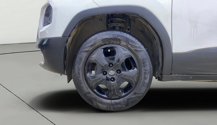 2021 Tata PUNCH ACCOMPLISHED MT, CNG, Manual, 42,828 km, Left Front Wheel