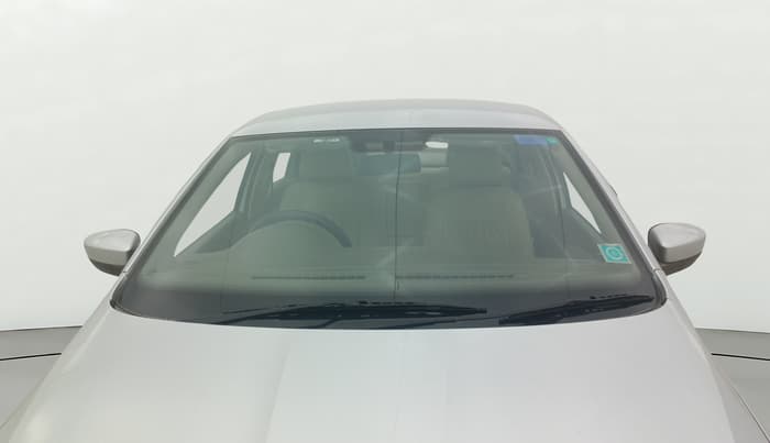 2013 Skoda Rapid AMBITION 1.6 MPI MT, Petrol, Manual, 34,801 km, Front Windshield