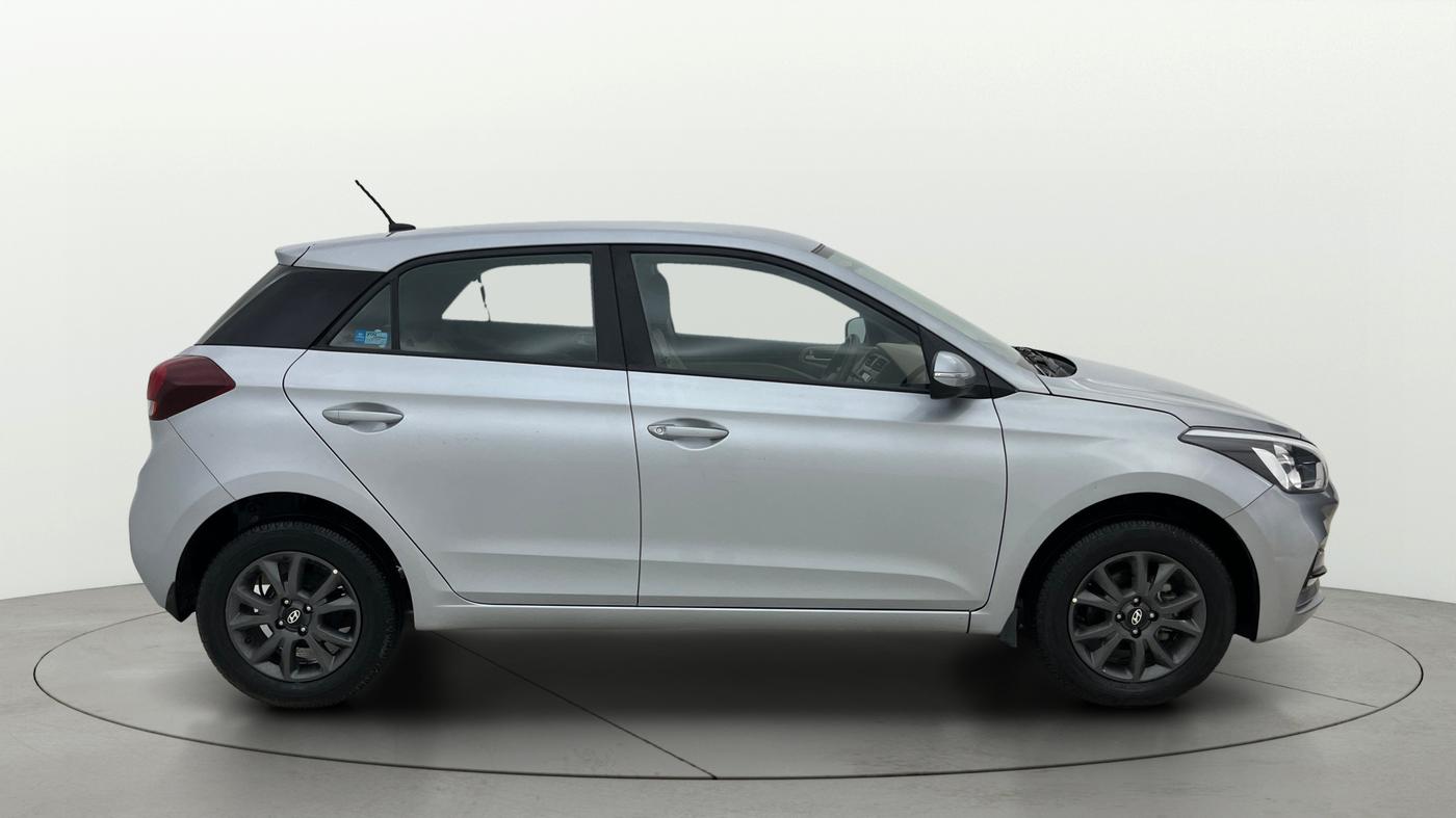 2020 Hyundai Elite i20 SPORTZ PLUS 1.2, Petrol, Manual, 10,035 km, Right Side View
