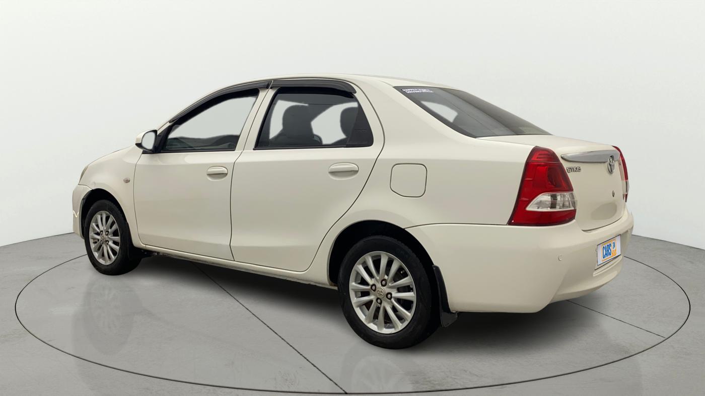 2014 Toyota Etios G, CNG, Manual, 81,154 km, Left Back Diagonal