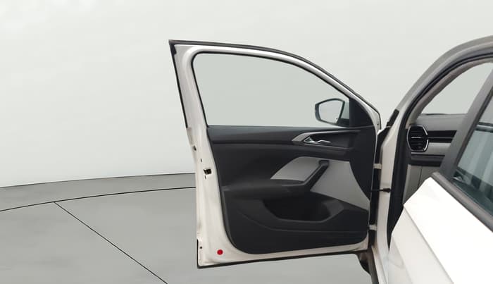 2022 Skoda KUSHAQ AMBITION 1.0L TSI AT, Petrol, Automatic, 514 km, LHS Front Door