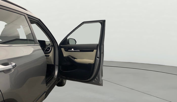 2020 KIA SELTOS HTX 1.5 PETROL, Petrol, Manual, 58,595 km, RHS Front Door