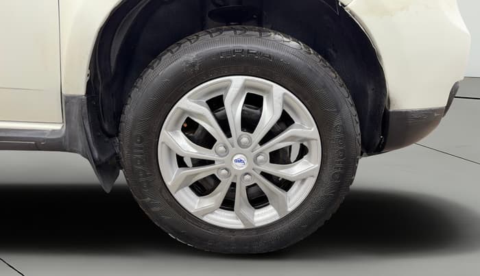 2016 Renault Duster RXE PETROL, Petrol, Manual, 49,565 km, Right Front Wheel