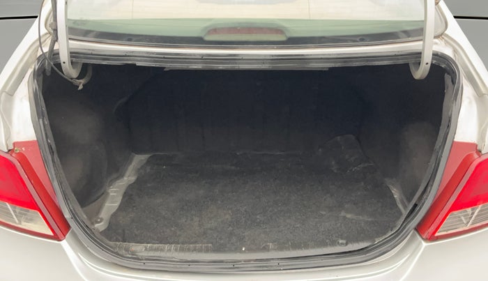 2015 Hyundai Verna FLUIDIC 4S1.6 VTVT S O AT, Petrol, Automatic, 80,101 km, Boot Open Zoomed View