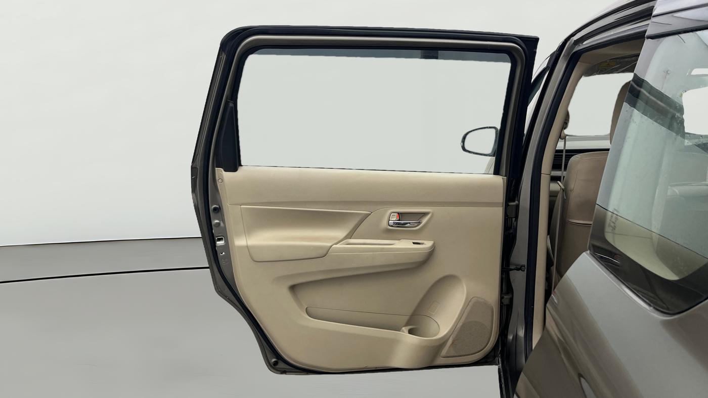2021 Maruti Ertiga ZXI+ SHVS, Petrol, Manual, 43,146 km, LHS Rear Door