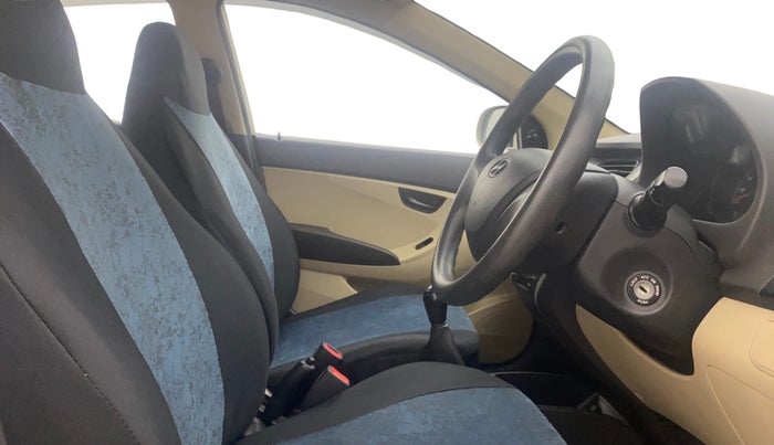 2013 Hyundai Eon ERA +, Petrol, Manual, 66,423 km, Right Side Front Door Cabin