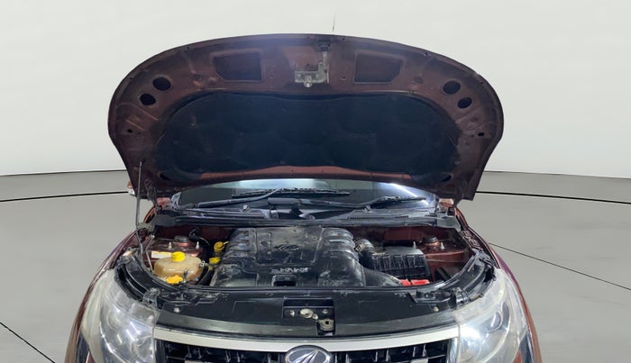 2018 Mahindra XUV500 W5, Diesel, Manual, 78,284 km, Open Bonet