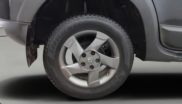 2014 Renault Duster 110 PS RXL DIESEL, Diesel, Manual, 41,148 km, Right Rear Wheel