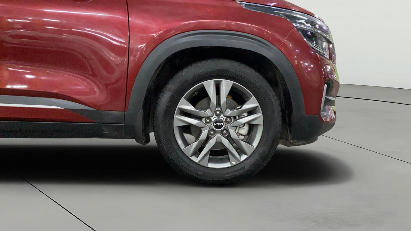 2021 KIA SELTOS HTX IVT 1.5 PETROL, Petrol, Automatic, 88,229 km, Right Front Wheel