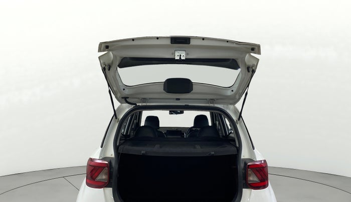 2020 Hyundai VENUE S 1.2, Petrol, Manual, 54,612 km, Boot Door Open