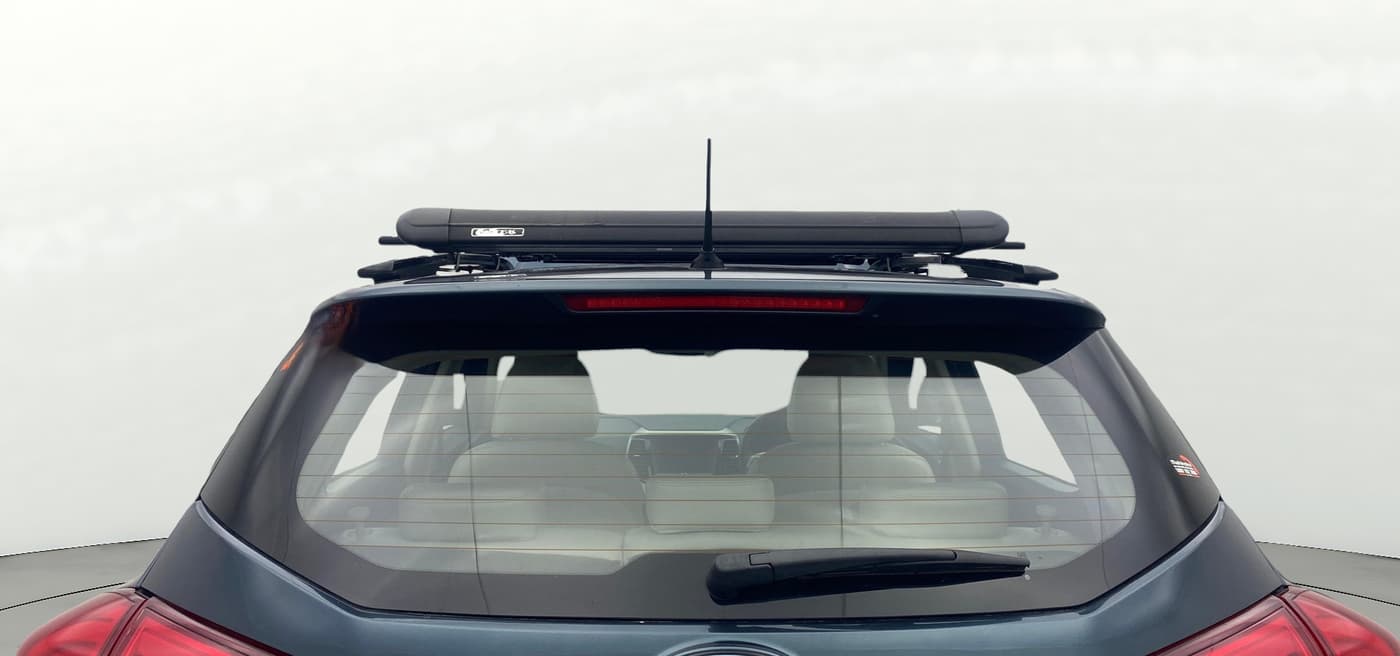 2021 Mahindra XUV300 W8 (O) 1.2 PETROL, Petrol, Manual, 37,567 km, Rear Windshield
