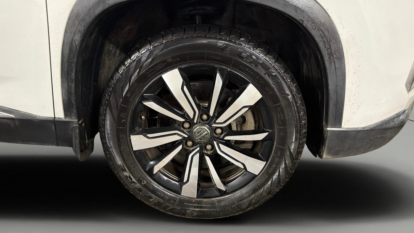 2020 MG HECTOR SHARP 1.5 DCT PETROL, Petrol, Automatic, 36,156 km, Right Front Wheel