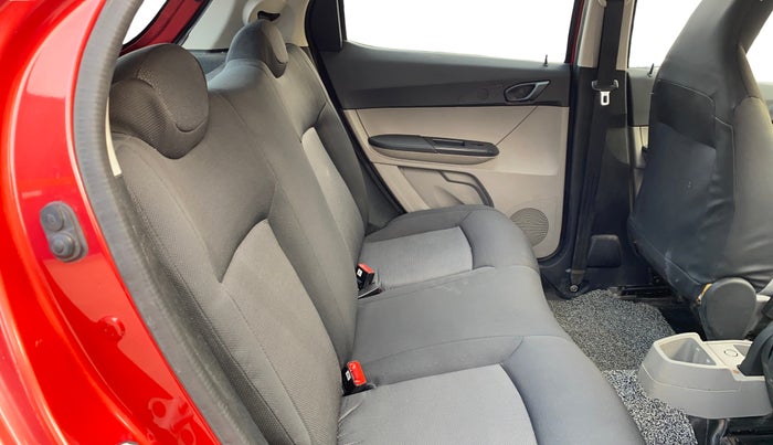 2018 Tata Tiago XT PETROL, Petrol, Manual, 75,335 km, Right Side Rear Door Cabin