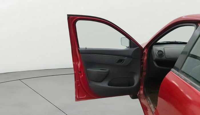 2015 Renault Kwid RXL, Petrol, Manual, 38,247 km, LHS Front Door