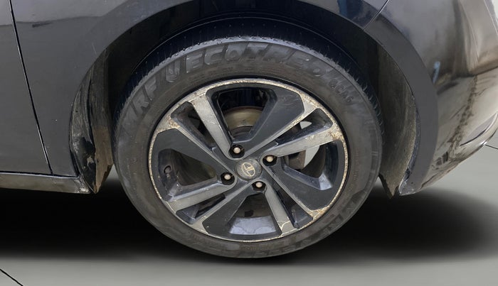 2021 Tata ALTROZ XZ PLUS PETROL DARK EDITION, Petrol, Manual, 65,942 km, Right Front Wheel