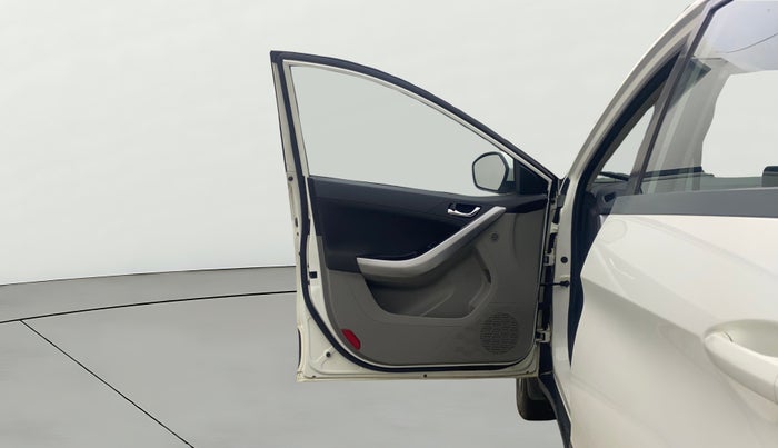 2018 Tata NEXON XZA PLUS DIESEL, Diesel, Automatic, 55,298 km, LHS Front Door