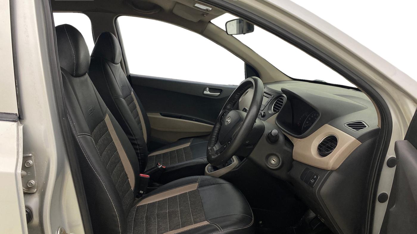 2015 Hyundai Grand i10 SPORTZ 1.2 KAPPA VTVT, Petrol, Manual, 76,186 km, Right Side Front Door Cabin