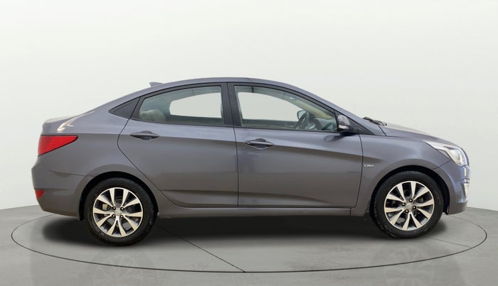 2017 Hyundai Verna 1.6 CRDI SX, Diesel, Manual, 98,200 km, Right Side View