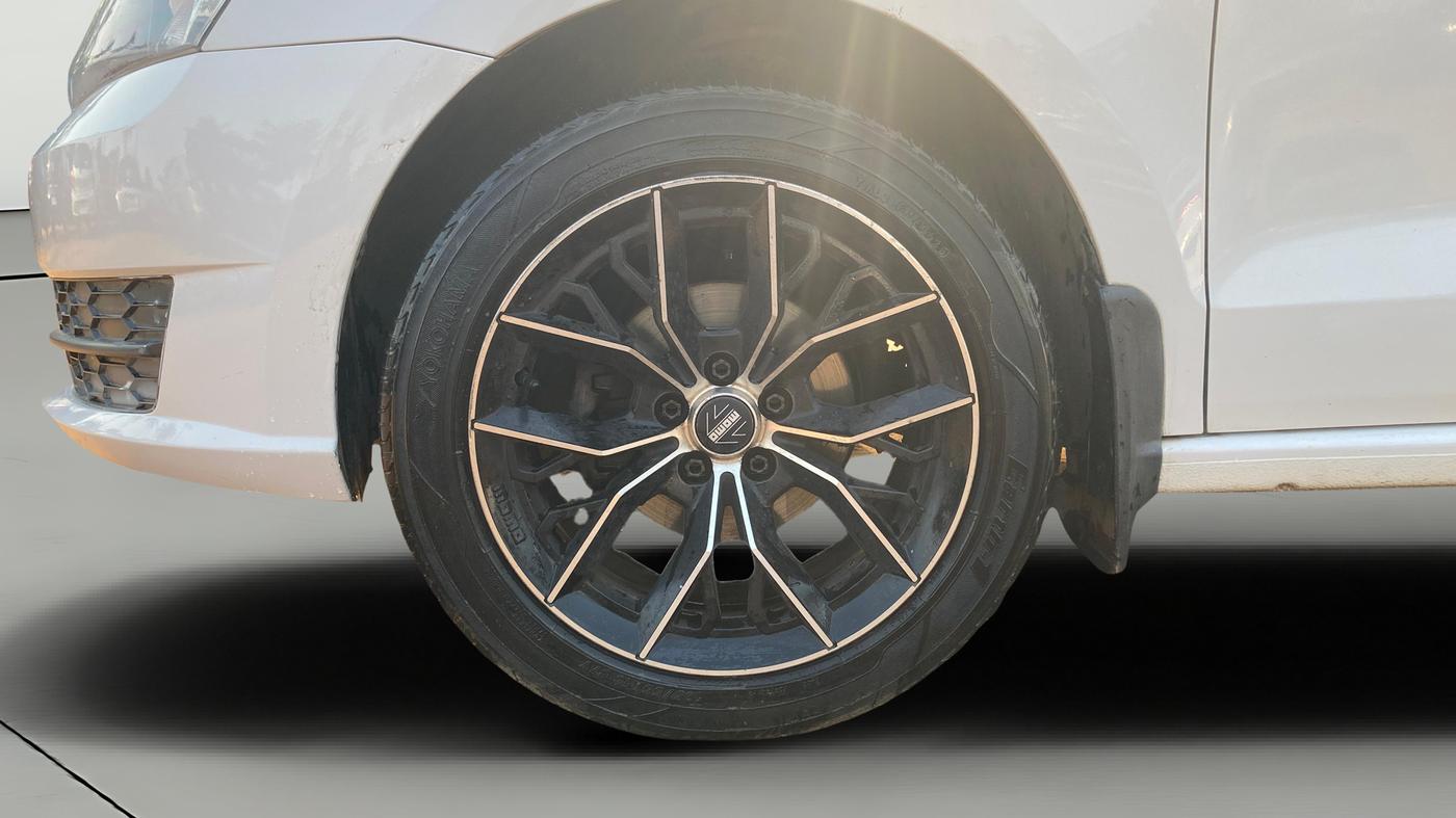 2020 Skoda Rapid ACTIVE 1.0 TSI AT, Petrol, Automatic, 84,807 km, Left Front Wheel