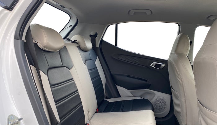 2024 Hyundai GRAND I10 NIOS SPORTZ 1.2 KAPPA VTVT, Petrol, Manual, 13,218 km, Right Side Rear Door Cabin