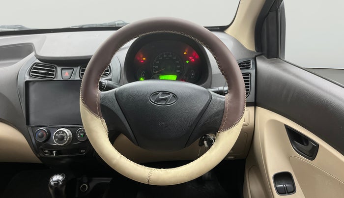 2014 Hyundai Eon ERA +, Petrol, Manual, 52,965 km, Steering Wheel Close Up