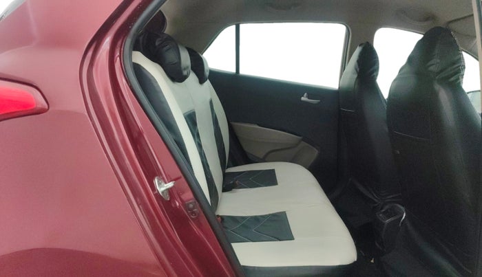 2015 Hyundai Grand i10 ASTA 1.2 KAPPA VTVT, Petrol, Manual, 1,24,952 km, Right Side Rear Door Cabin