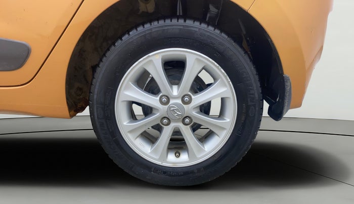 2014 Hyundai Grand i10 ASTA AT 1.2 KAPPA VTVT, Petrol, Automatic, 48,032 km, Left Rear Wheel