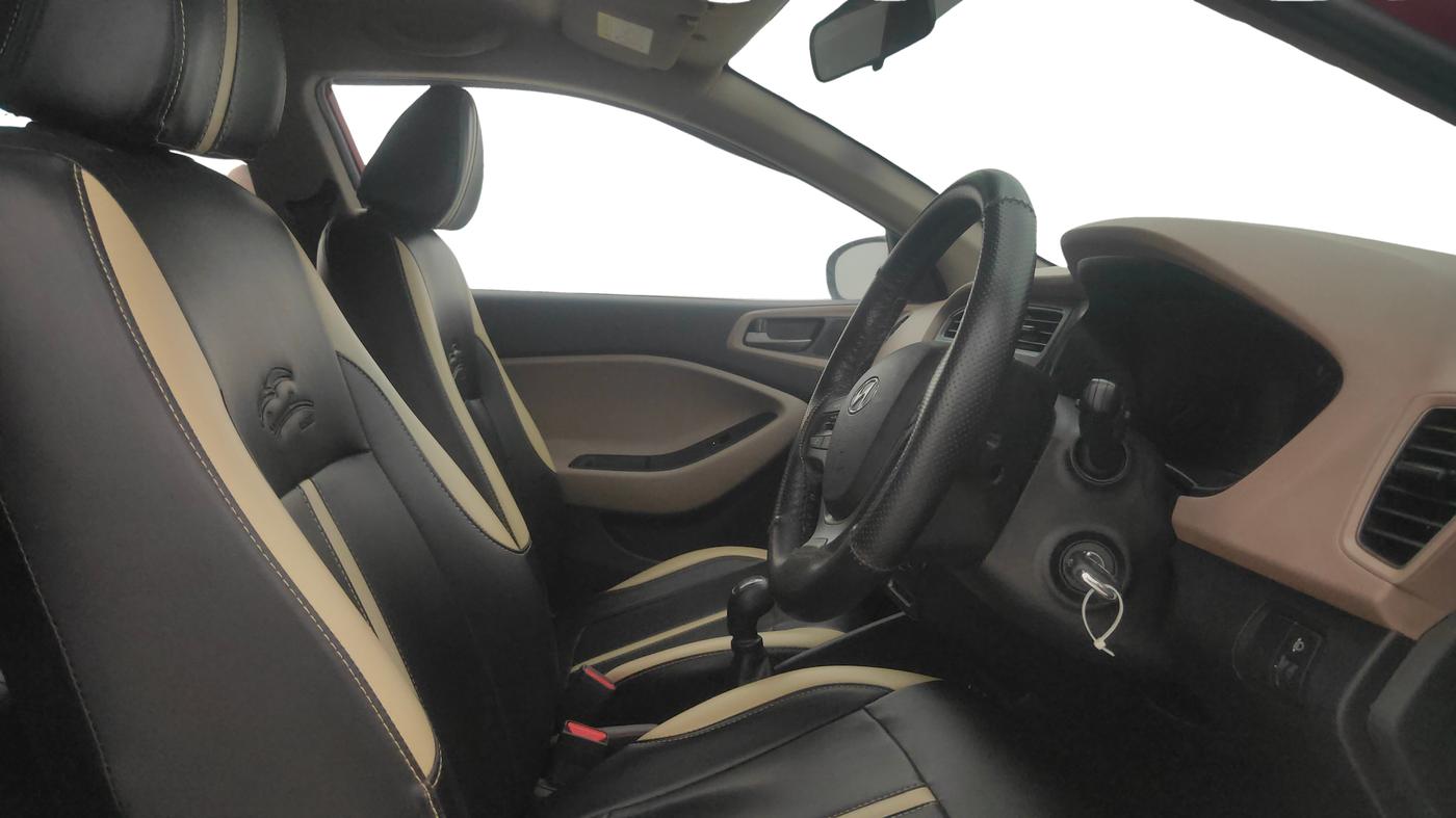 2017 Hyundai Elite i20 ASTA 1.2, Petrol, Manual, 80,154 km, Right Side Front Door Cabin