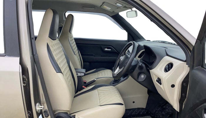 2024 Maruti New Wagon-R VXI CNG 1.0, CNG, Manual, 17,933 km, Right Side Front Door Cabin