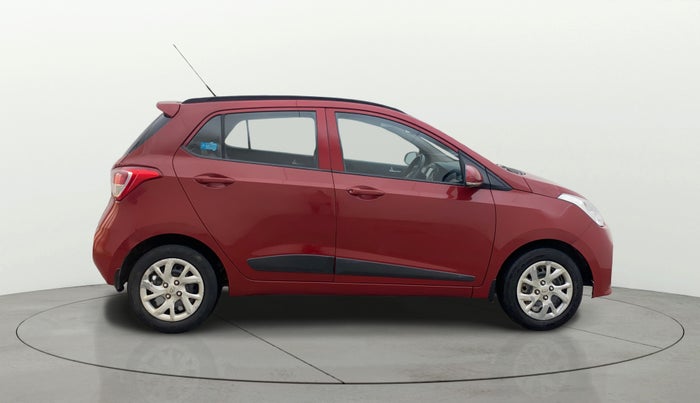 2018 Hyundai Grand i10 SPORTZ 1.2 KAPPA VTVT, Petrol, Manual, 1,02,176 km, Right Side View