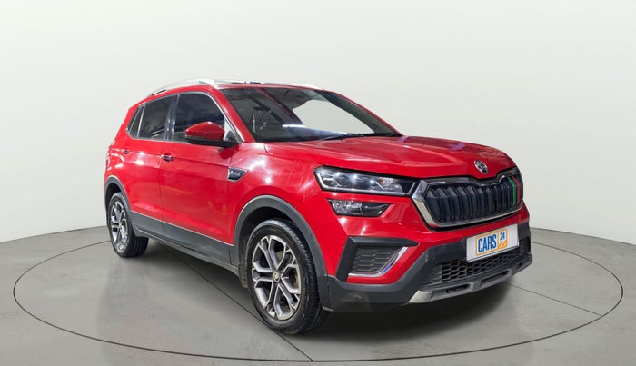 2023 Skoda KUSHAQ STYLE 1.0L TSI AT (6 AIRBAGS), Petrol, Automatic, 15,828 km, Right Front Diagonal